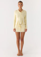 Get No Sleep Mini Skort Butter Yellow