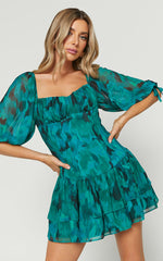 Clabelle Mini Dress - Puff Sleeve Tiered Ruffle Hem Sweetheart Dress in Emerald Blur Floral