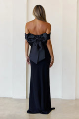 The Sleek Soirée Off Shoulder Maxi Dress Black